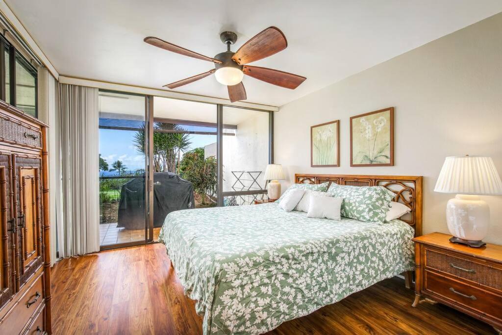Beautiful 2/2 Condo In Kailua Kona. Ocean View! Bagian luar foto