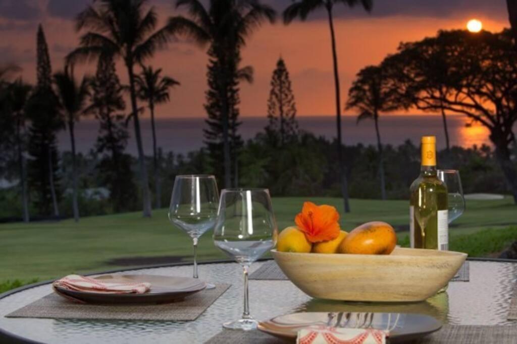 Beautiful 2/2 Condo In Kailua Kona. Ocean View! Bagian luar foto