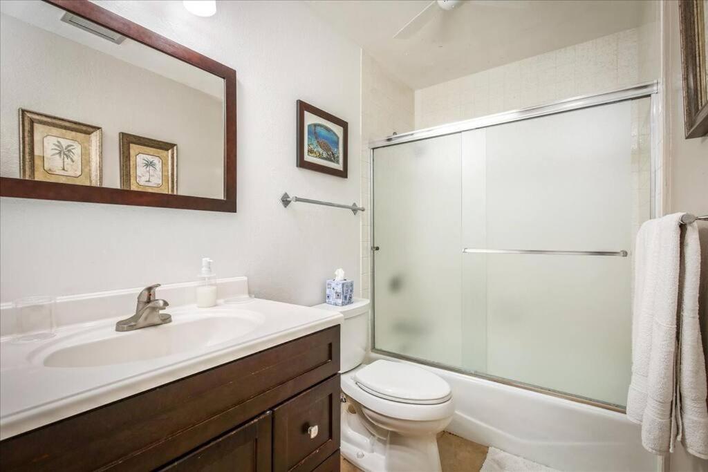 Beautiful 2/2 Condo In Kailua Kona. Ocean View! Bagian luar foto
