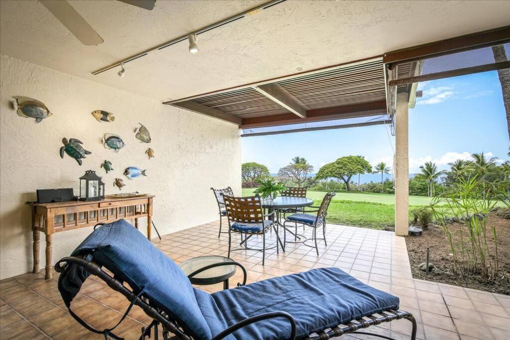 Beautiful 2/2 Condo In Kailua Kona. Ocean View! Bagian luar foto