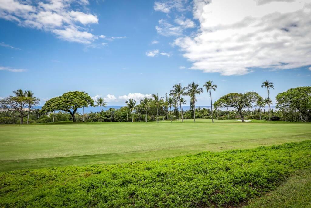 Beautiful 2/2 Condo In Kailua Kona. Ocean View! Bagian luar foto